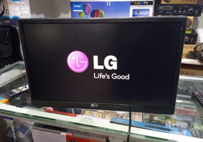 LG 19 inch tv